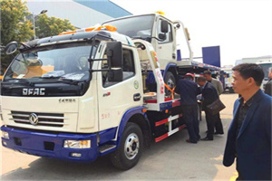 沧州汽车道路救援拖车价格